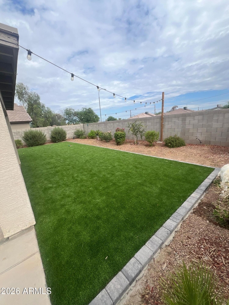 11206 W Chase Drive - Photo 10