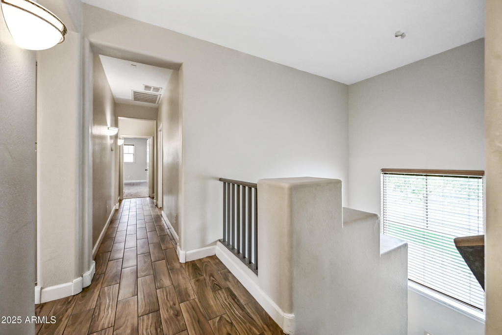 15340 W Dahlia Drive - Photo 18