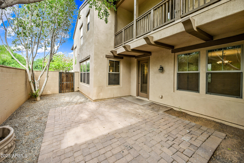 15340 W Dahlia Drive - Photo 36