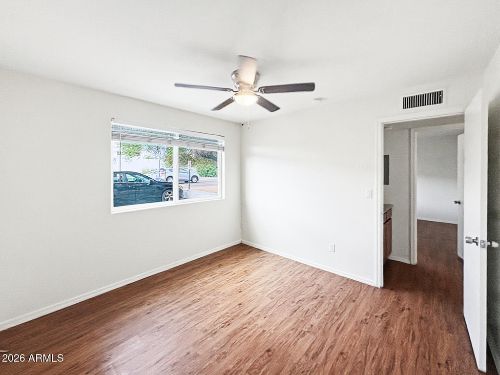 2417 E Campbell Avenue - Photo 1