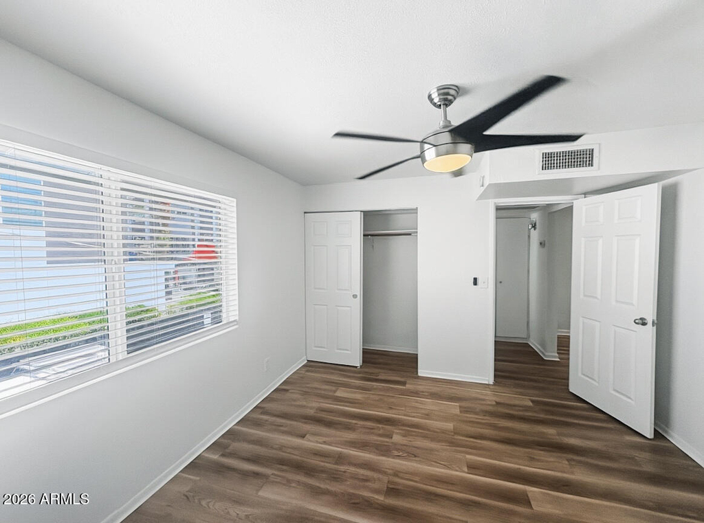 1911 E Amelia Avenue - Photo 0