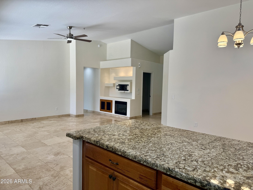 15731 N 102nd Street - Photo 7