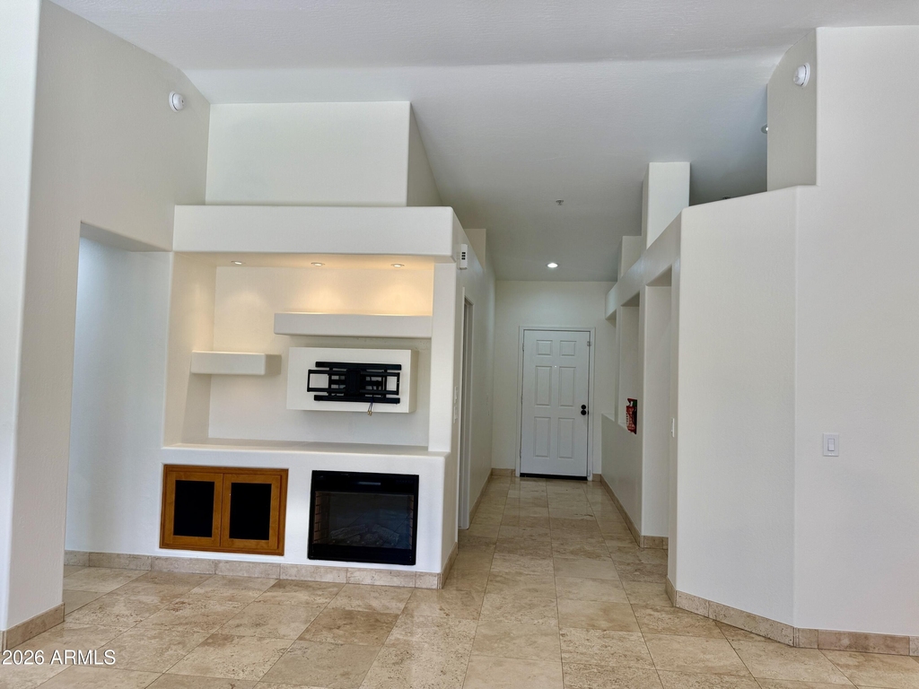 15731 N 102nd Street - Photo 4