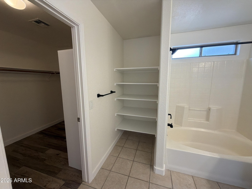 12710 W Ash Street - Photo 14