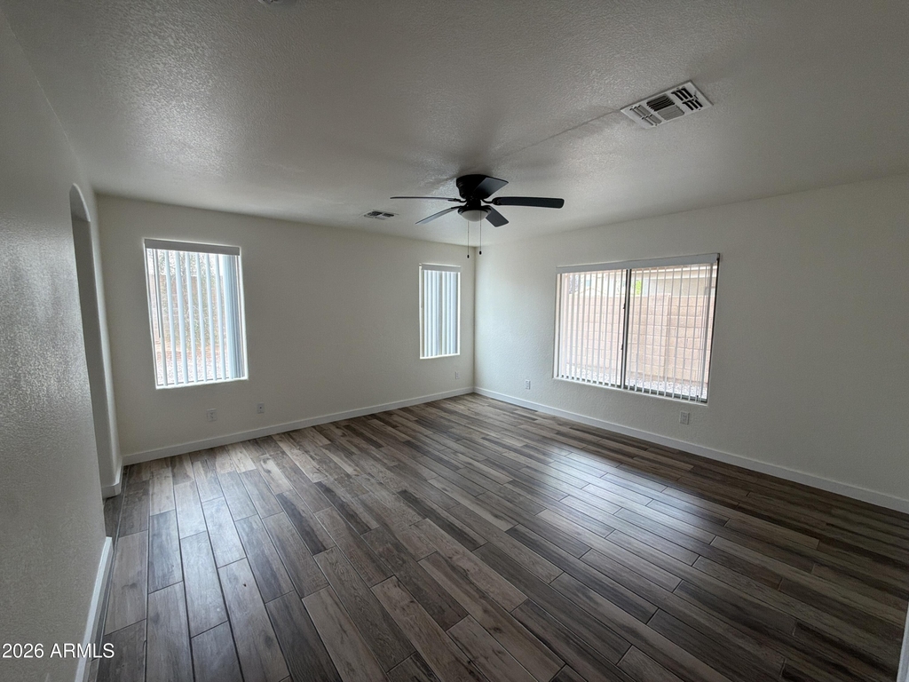 12710 W Ash Street - Photo 11