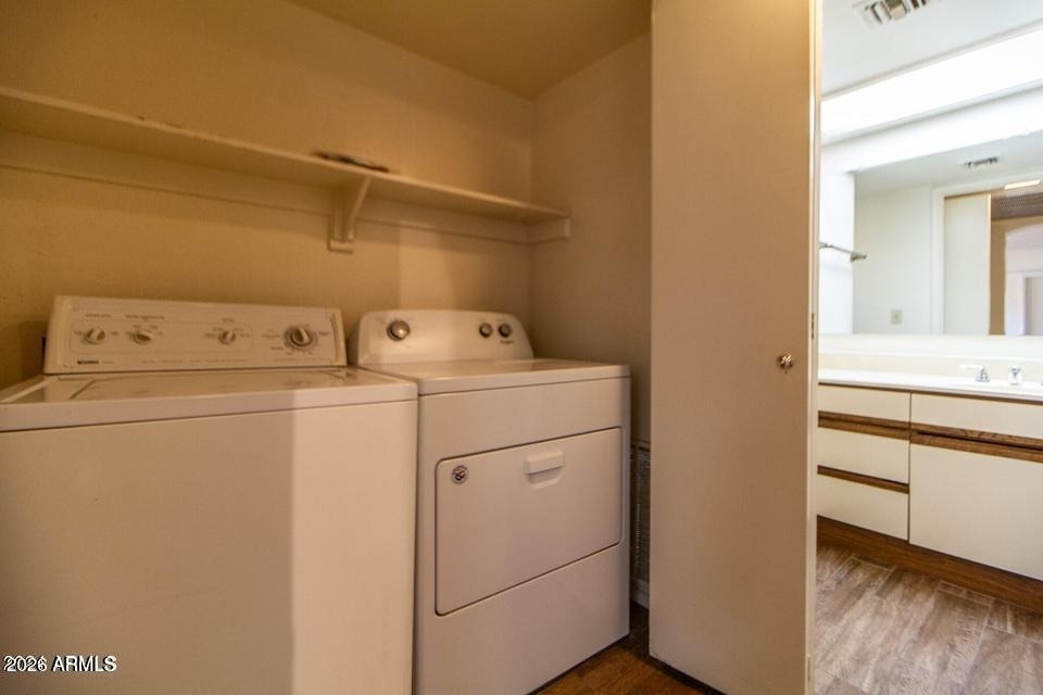 7557 N Dreamy Draw Drive - Photo 15