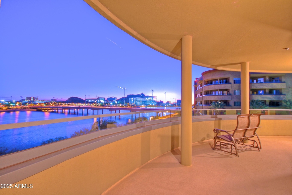 945 E Playa Del Norte Drive - Photo 34