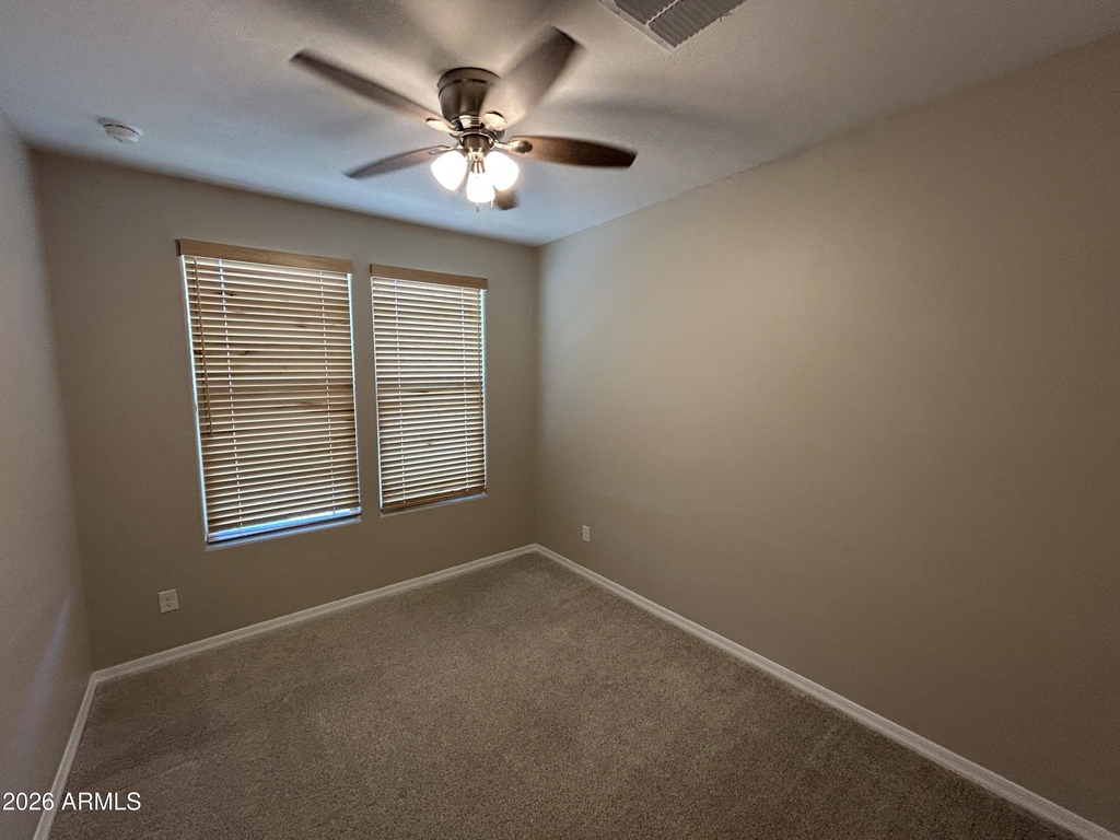 20268 W Montecito Avenue - Photo 2