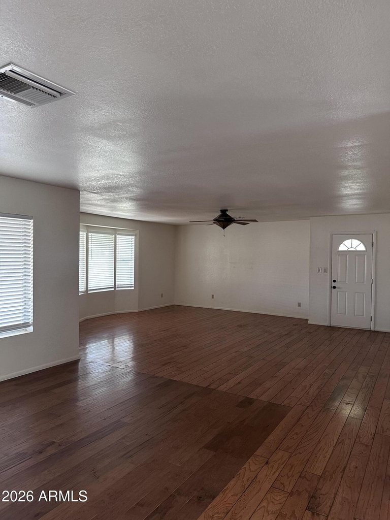 12114 E Victoria Street - Photo 10