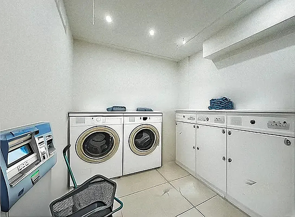 245 West 35th Street - Photo 3