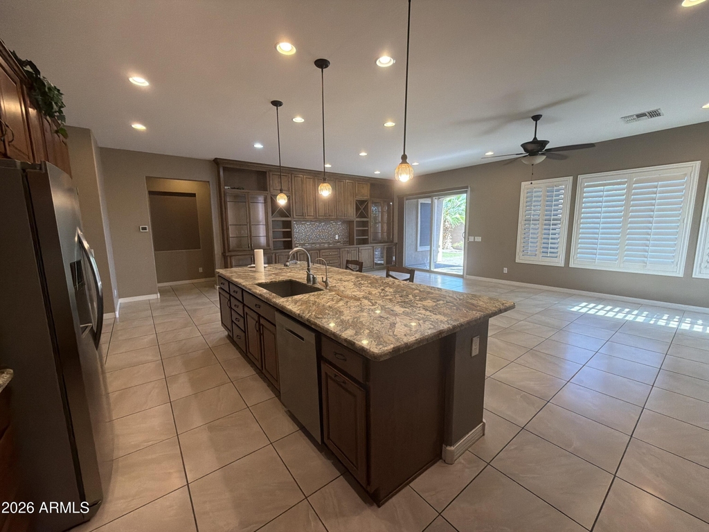15959 W Cameron Drive - Photo 2