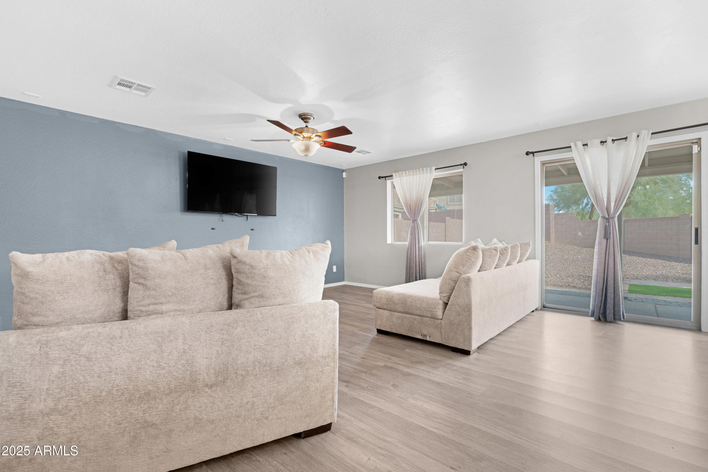 23340 W Cocopah Street - Photo 10