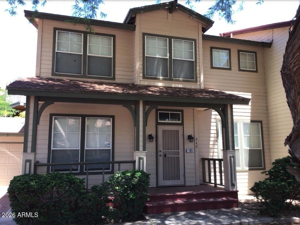942 S Ash Avenue - Photo 0