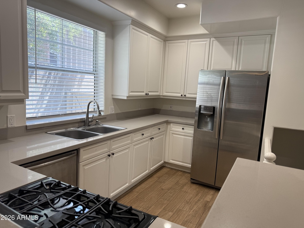 942 S Ash Avenue - Photo 22