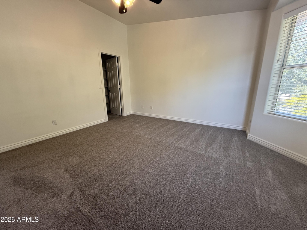 942 S Ash Avenue - Photo 17
