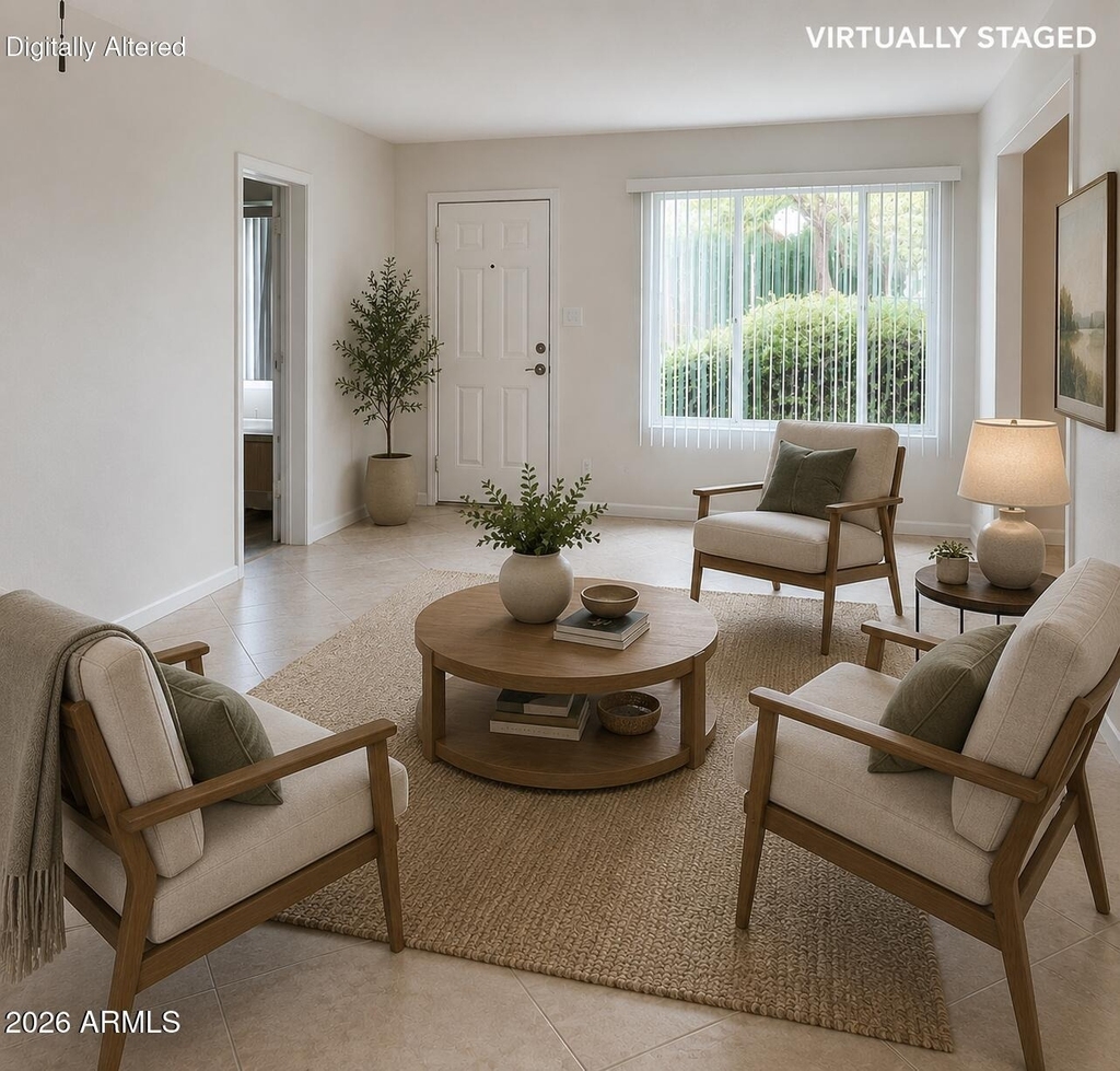 4326 E Glenrosa Avenue - Photo 2