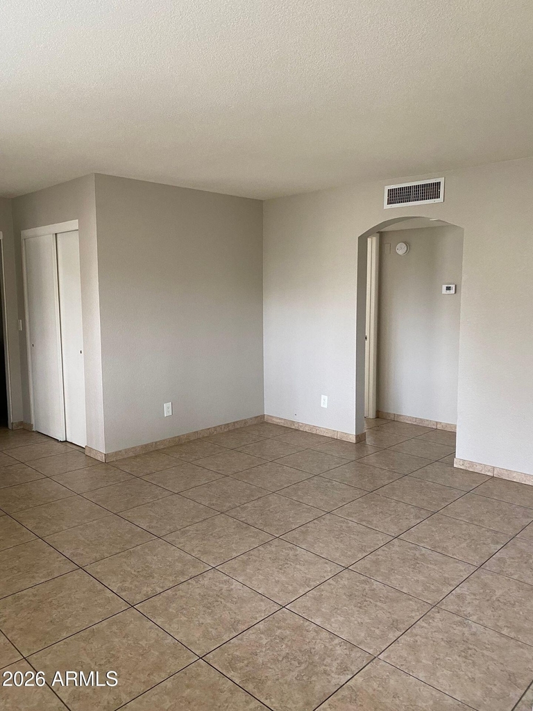 925 S Longmore Street - Photo 2