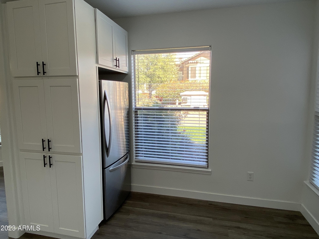 14250 W Wigwam Boulevard - Photo 5