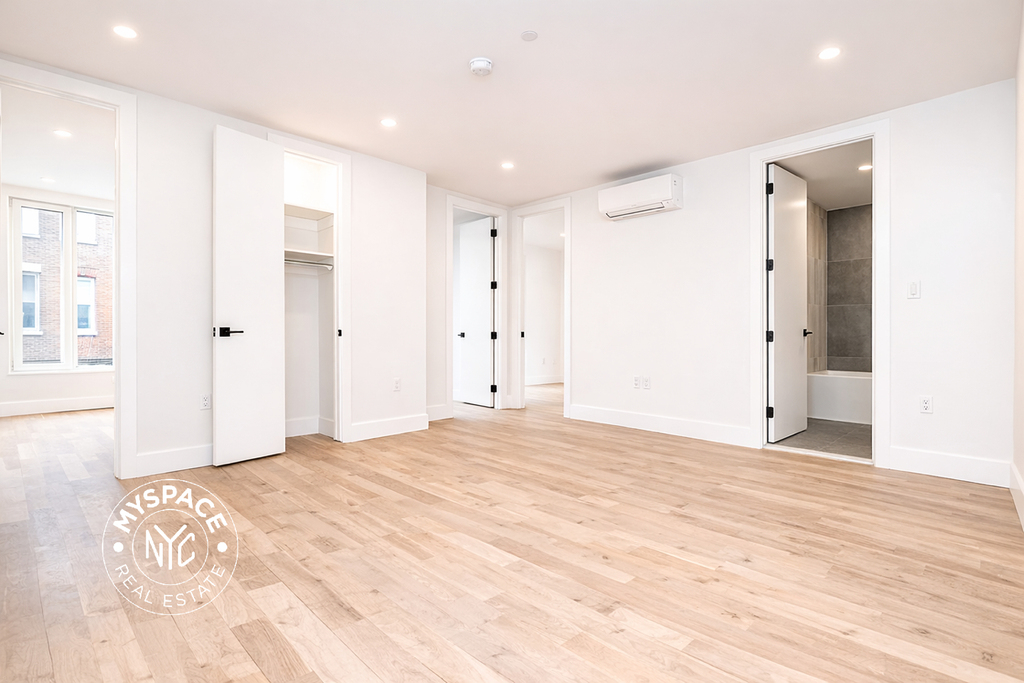 96 Moore Street - Photo 1