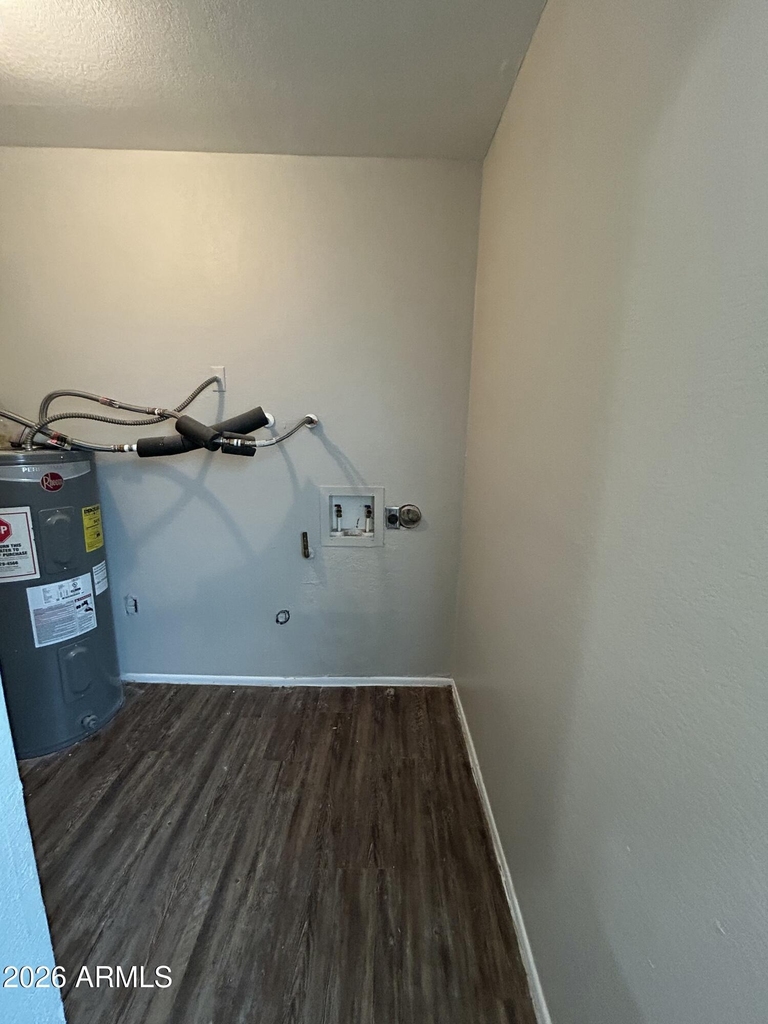 260 W 8th Avenue - Photo 6
