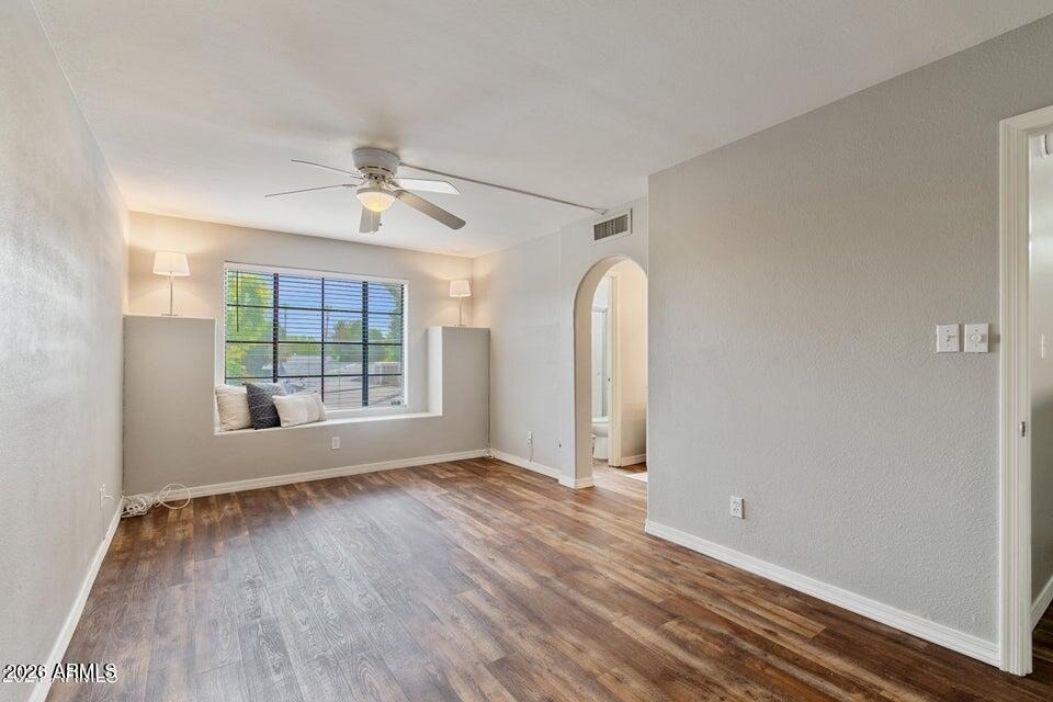 1025 E Highland Avenue - Photo 7