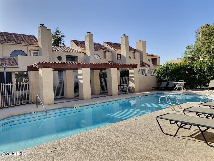 1025 E Highland Avenue - Photo 16