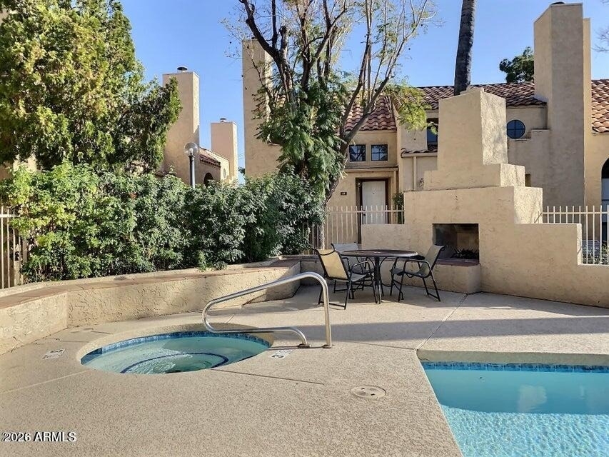 1025 E Highland Avenue - Photo 17