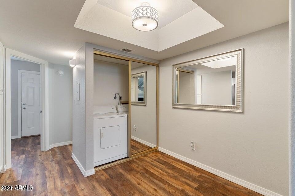 1025 E Highland Avenue - Photo 4