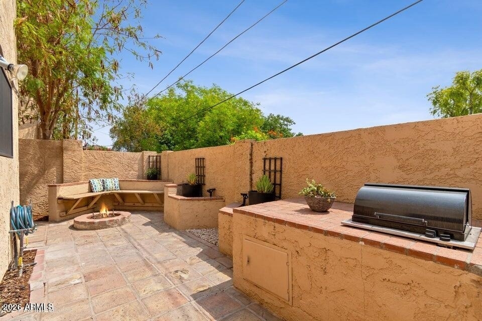 1025 E Highland Avenue - Photo 13