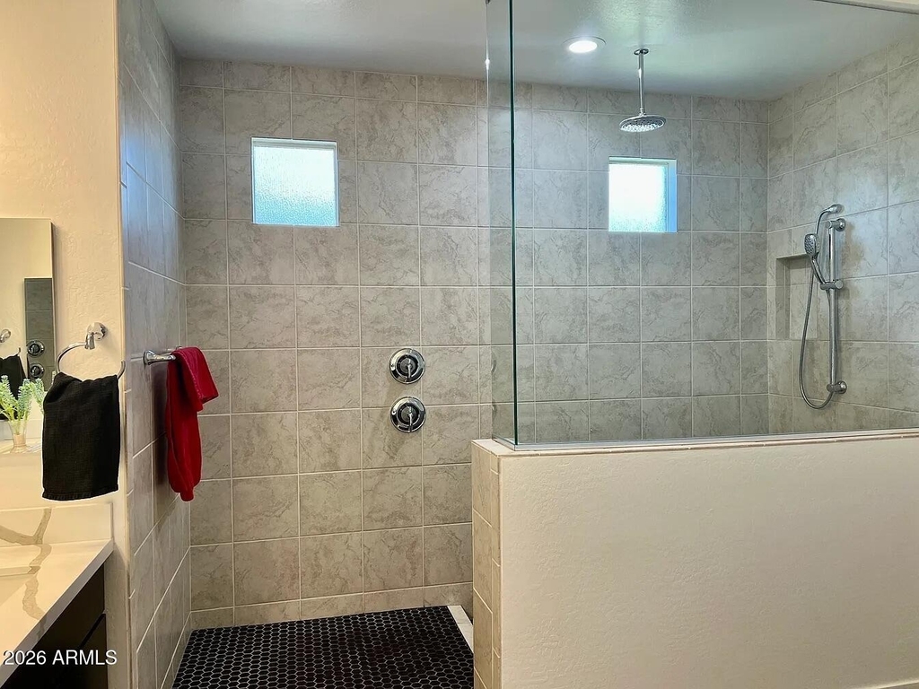 8513 W Rancho Drive - Photo 8