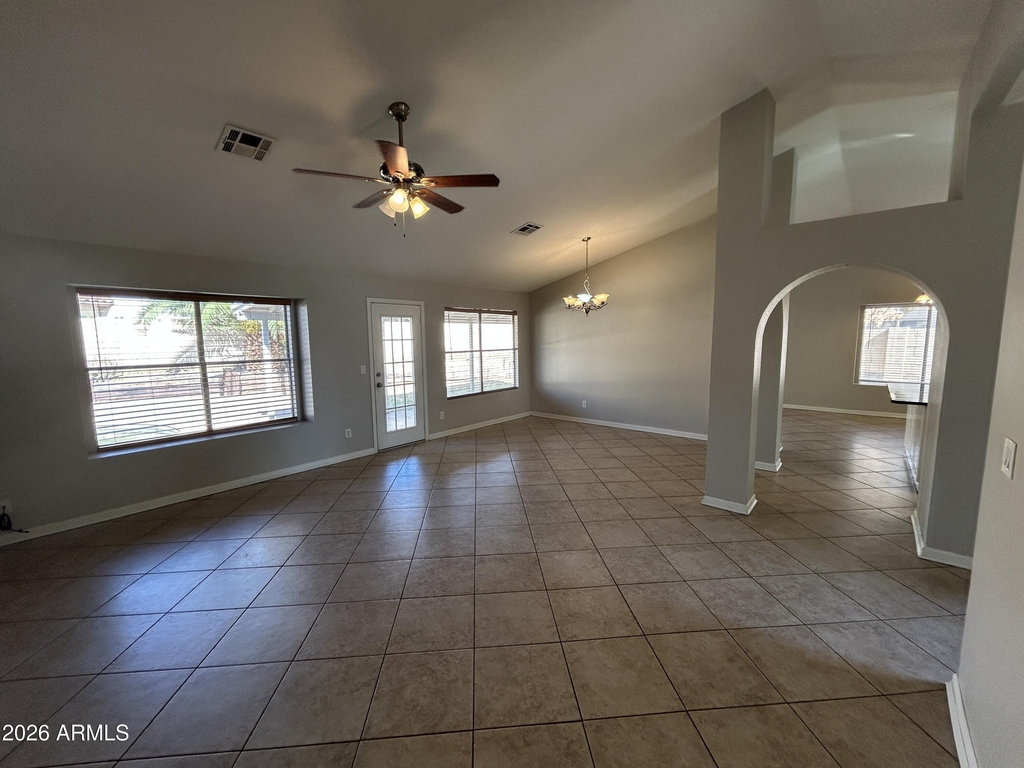 16435 S 43rd Street - Photo 2