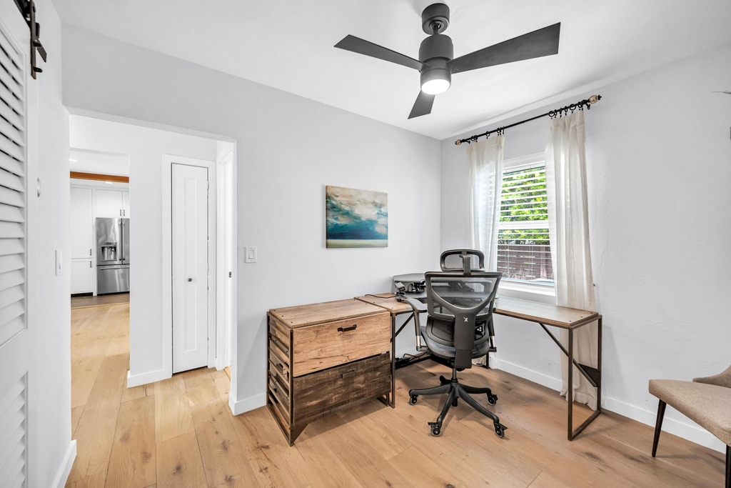 748 Ne 17th Way - Photo 33