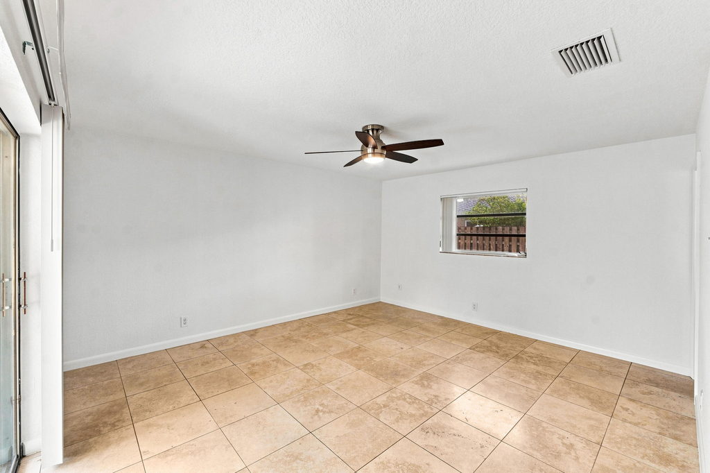 3310 Nw 90th Avenue - Photo 12