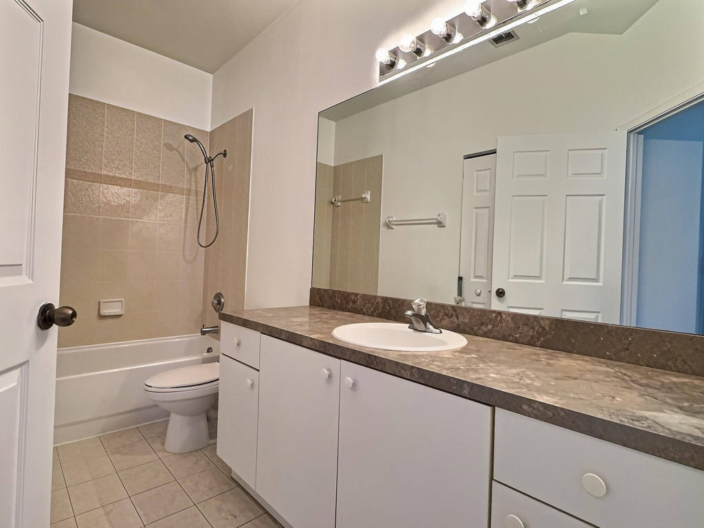 8833 S Isles Circle - Photo 11