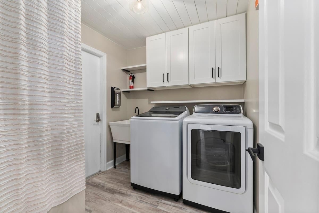 1017 Se Walters Terrace - Photo 3