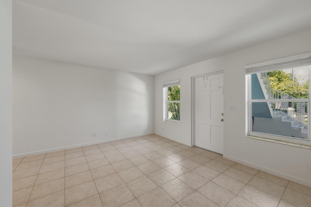 4529 Ne 21st Avenue - Photo 16