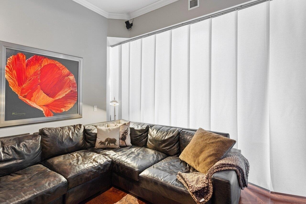2640 Lake Shore Drive - Photo 8