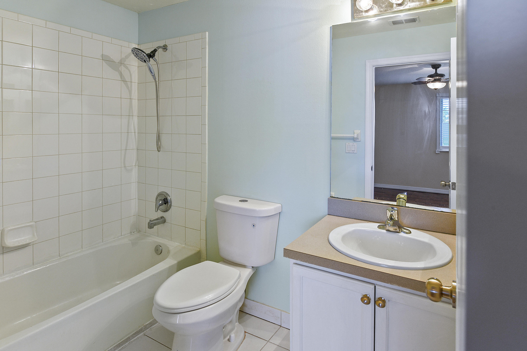2205 Sw Marshfield Court - Photo 27