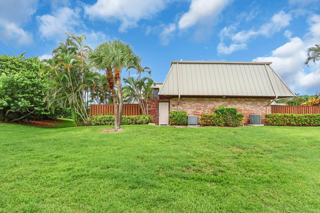 1420 Ocean Way - Photo 1