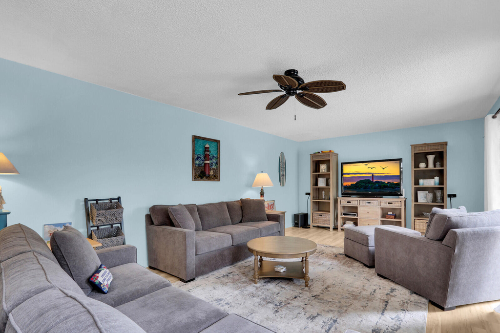 1420 Ocean Way - Photo 6