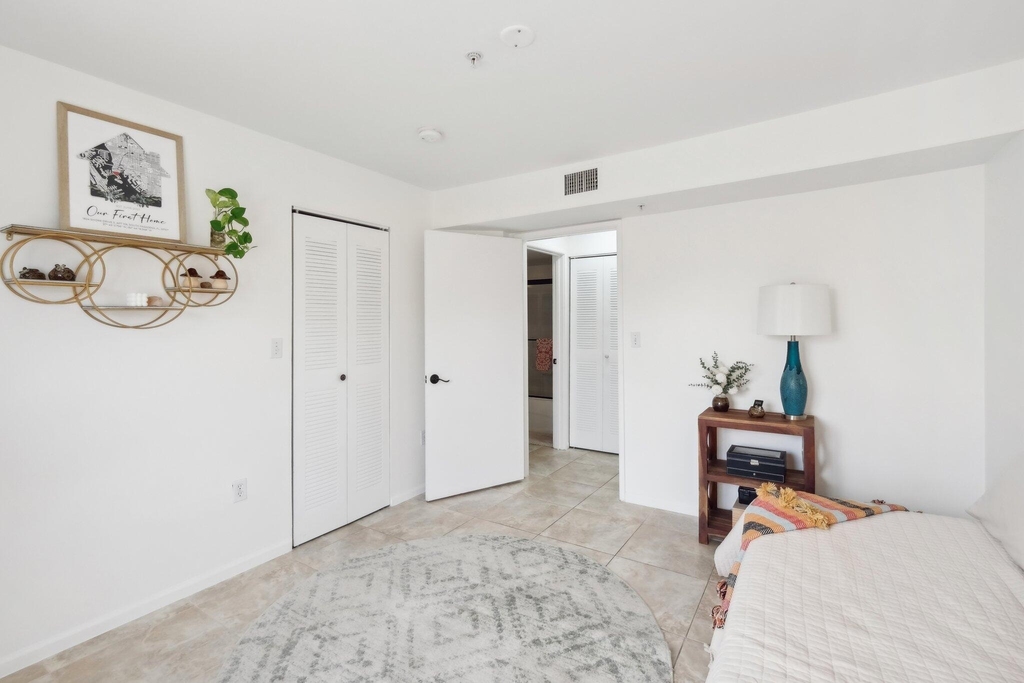 300 Scotia Drive - Photo 12
