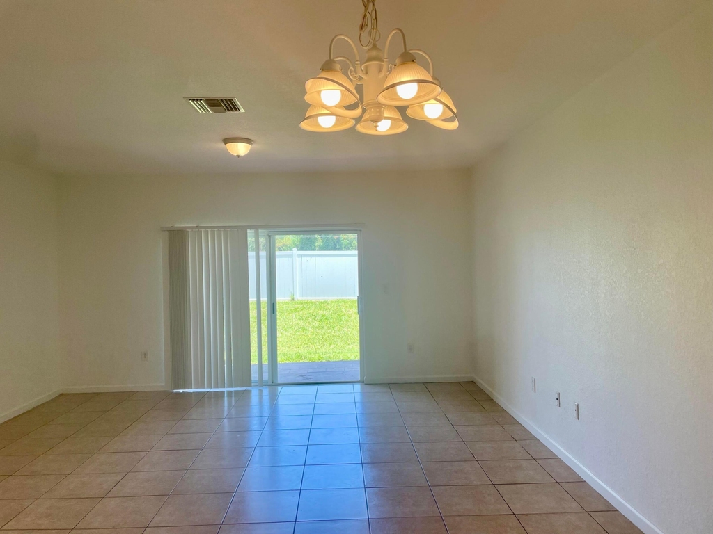 5187 Se Mariner Garden Circle - Photo 4