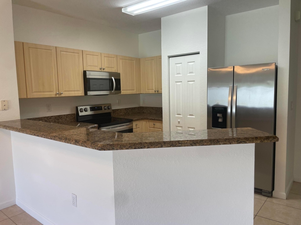 5187 Se Mariner Garden Circle - Photo 3