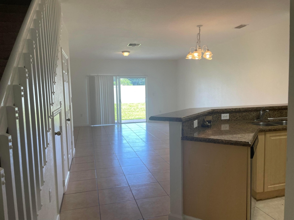 5187 Se Mariner Garden Circle - Photo 1