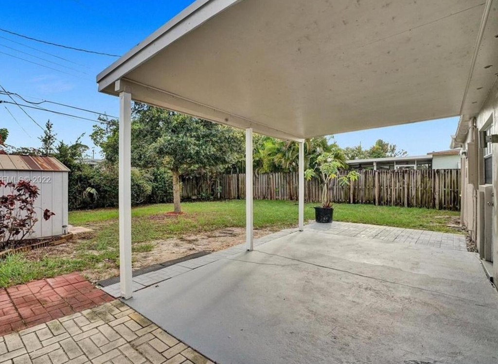 221 Nw 51st Street - Photo 19