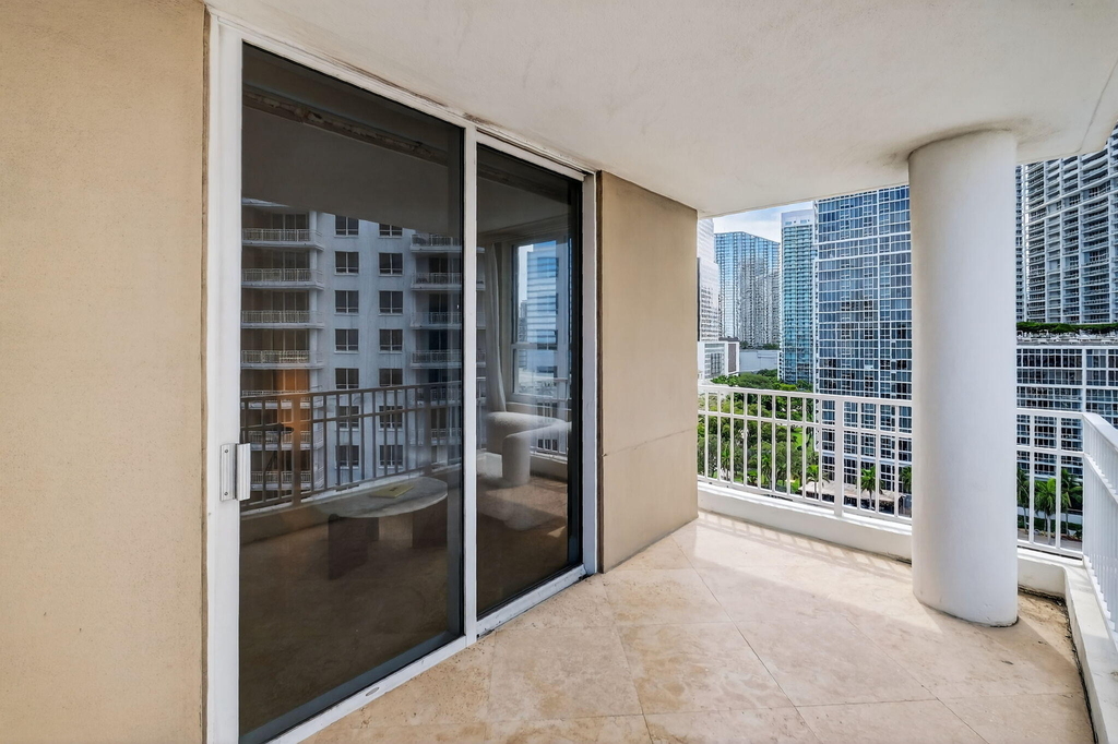 701 Brickell Key Boulevard - Photo 44