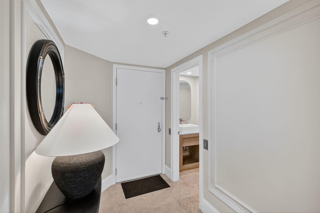 701 Brickell Key Boulevard - Photo 14