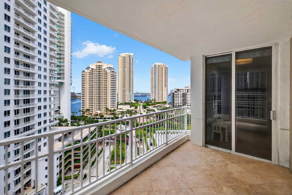 701 Brickell Key Boulevard - Photo 39