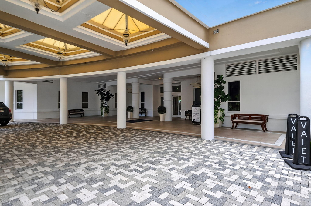 701 Brickell Key Boulevard - Photo 4