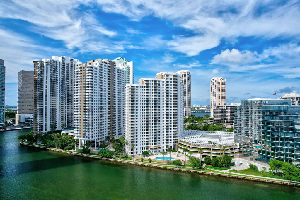 701 Brickell Key Boulevard - Photo 50